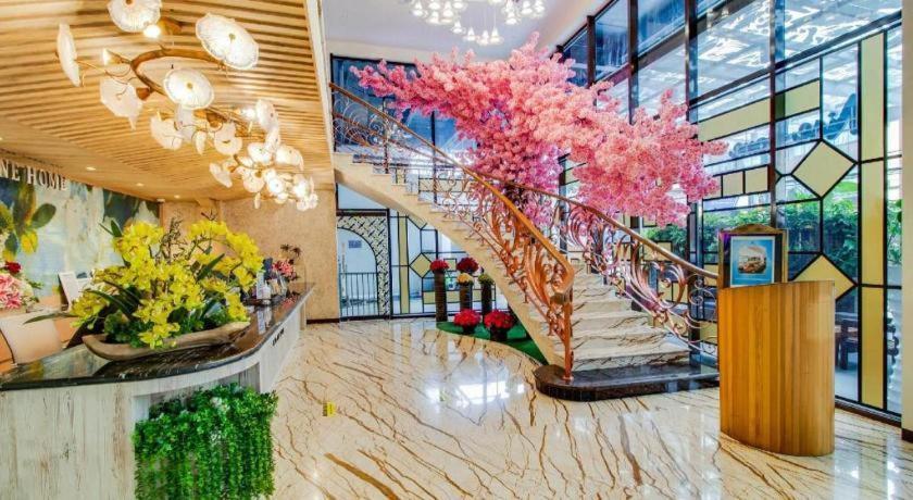Mine Home Hotel By Sovia Бандунг Экстерьер фото